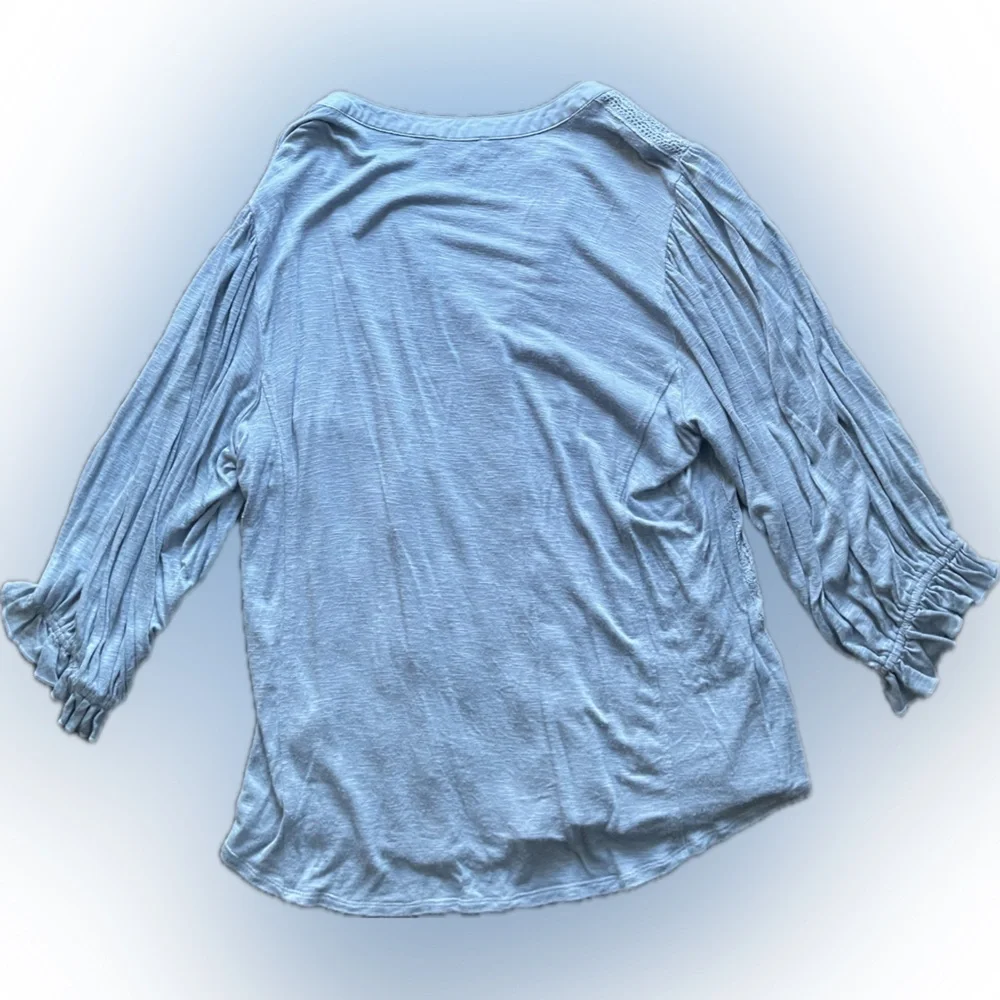 Democracy Sky Blue V-Neck Blouse - Picture 4 of 4